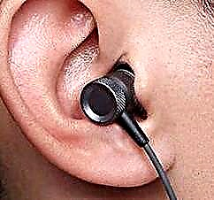 Đau tai do tai nghe